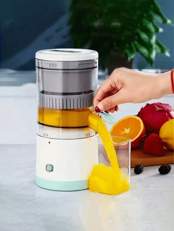 Portable Wireless Charging Fresh Fruit Juicer Original Juicer Home Juice Separator Automatic Small Juicer